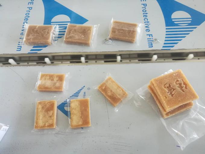 Plastic Bag High Precision Candy Pillow Pack Machine 0